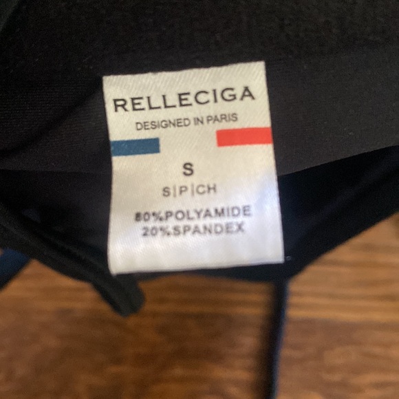 - Small bikini top - Picture 2 of 3